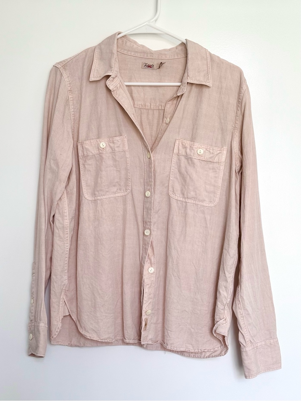 Faherty Tried & True Chambray Shirt in Peach Whip, Size M